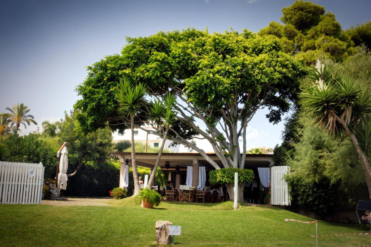 Hotel Mediterraneo Santa Maria Navarrese Eksteriør bilde